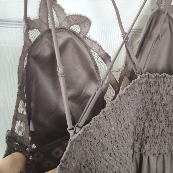 NWOT Boho Top By Zenana Outfitters in Tan 🤎 - Picture 7 of 8